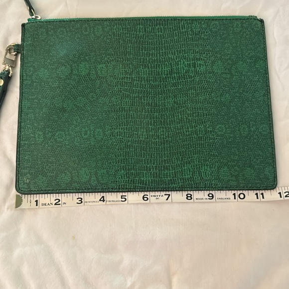 Sophia Tablet Clutch - Picture 8 of 10